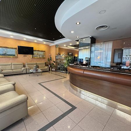 Hotel Valganna Milan Bagian luar foto