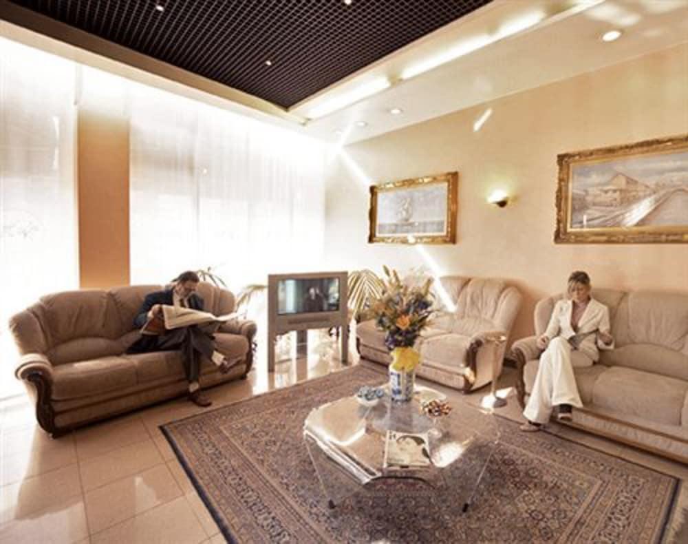 Hotel Valganna Milan Bagian luar foto