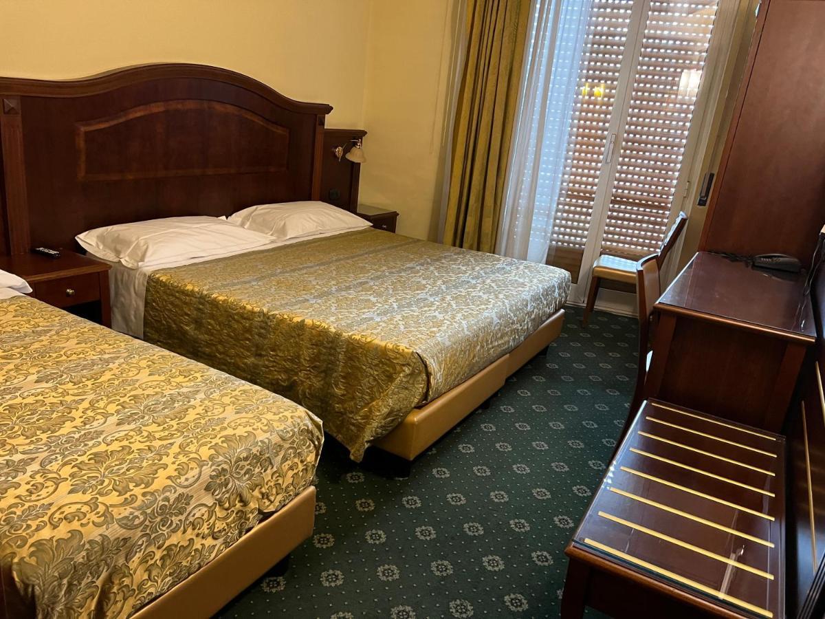 Hotel Valganna Milan Bagian luar foto