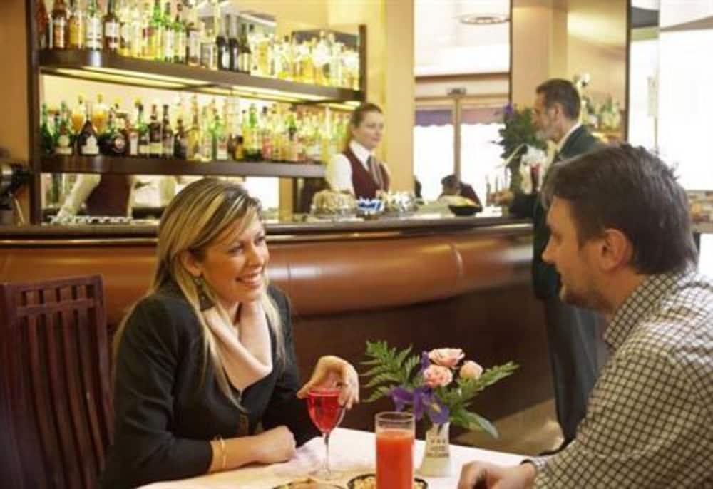 Hotel Valganna Milan Bagian luar foto