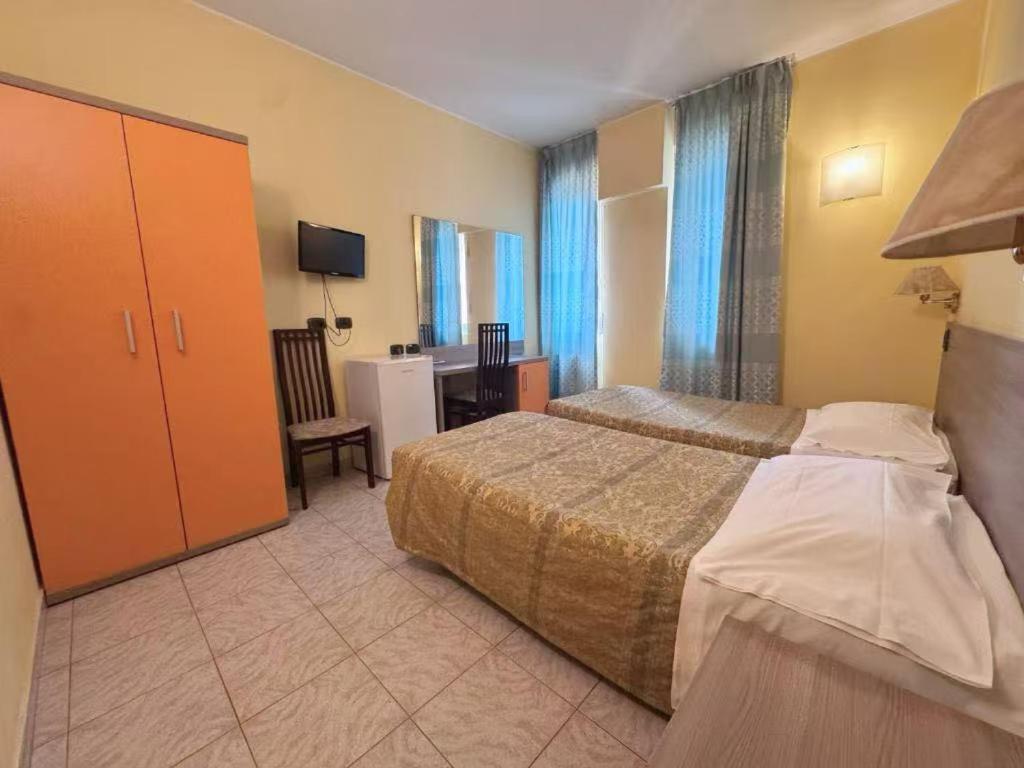 Hotel Valganna Milan Bagian luar foto